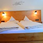 Filzerlehen Farm stay *